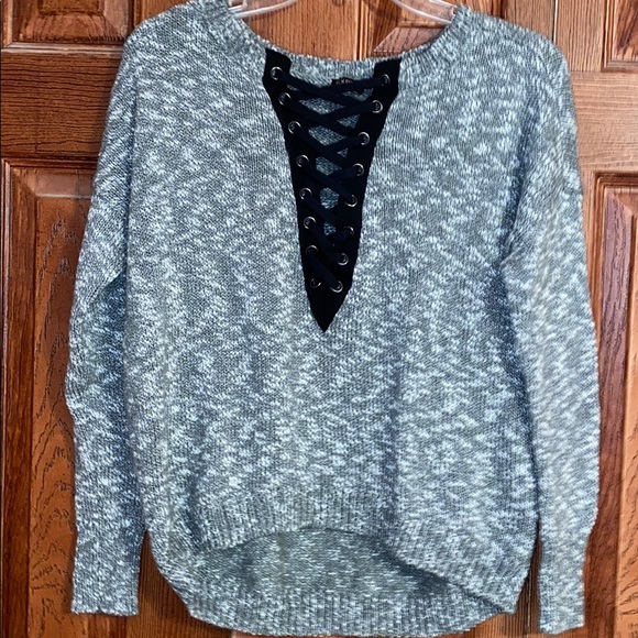 Cropped sweater - Picture 1 of 1